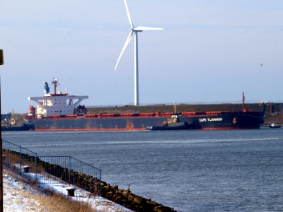 Cape Flamingo - IMO 9344289 - Callsign MKVN2 pict1