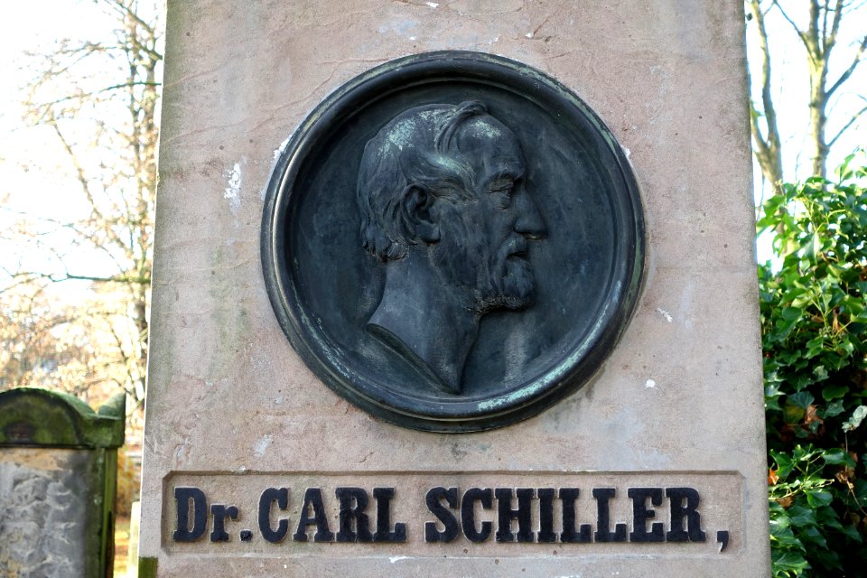Carl Schiller grave - Dom- und Magnifriedhof - Braunschweig, Germany - DSC04241