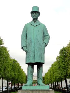Carl Frederik Tietgen by Rasmus Andersen - DSC07770