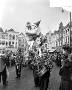 Carnavalsoptocht Den Bosch, Bestanddeelnr 908-3729