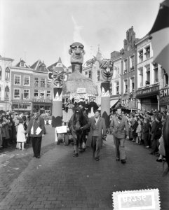 Carnavalsoptocht Den Bosch, Bestanddeelnr 908-3726