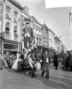 Carnavalsoptocht Den Bosch, Bestanddeelnr 908-3728