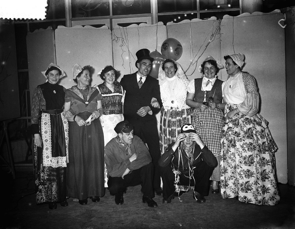 Carnavalsbal Xerxes Rotterdam glasnegatef, Bestanddeelnr 906-3335