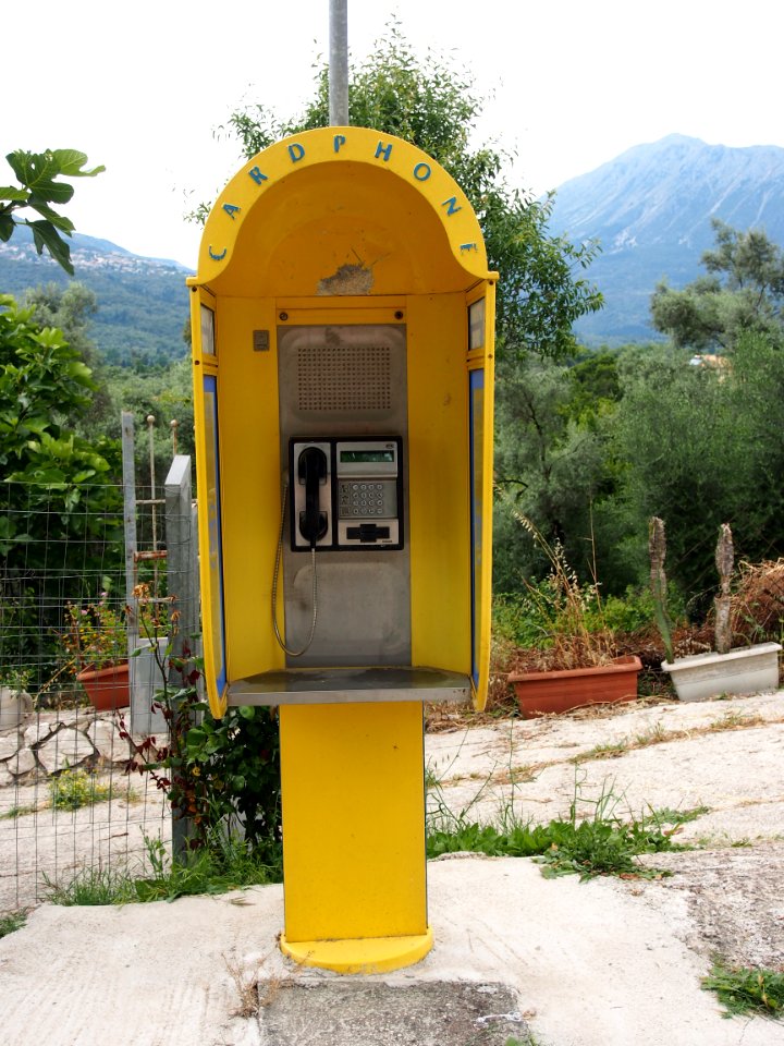 Cardphone on Lefkada, pic1