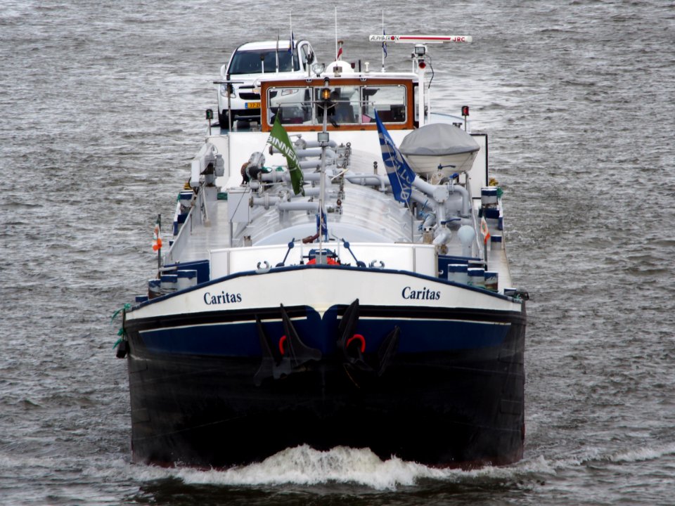Caritas - ENI 02309837 at the Amsterdam-Rhine Canal, pic1