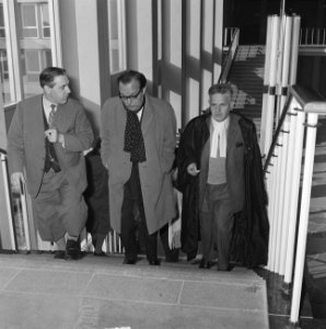 Carel Briels contra Dr. Nuver voor de rechter te Anrhem. Dr. Nuver , mr. F. K. R, Bestanddeelnr 915-6862