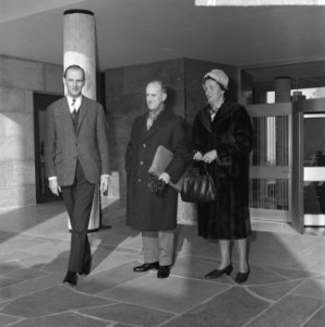 Carel Briels contra Dr. Nuver voor de rechter te Anrhem. Dr. Nuver , mr. F. K. R, Bestanddeelnr 915-6861