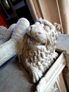 Carewe tomb, St Mary, Bury St Edmunds 02 photo