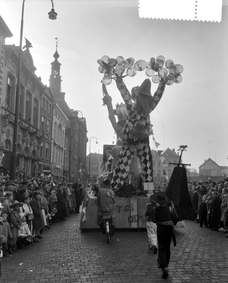 Carnavalsoptocht Den Bosch, Bestanddeelnr 908-3730