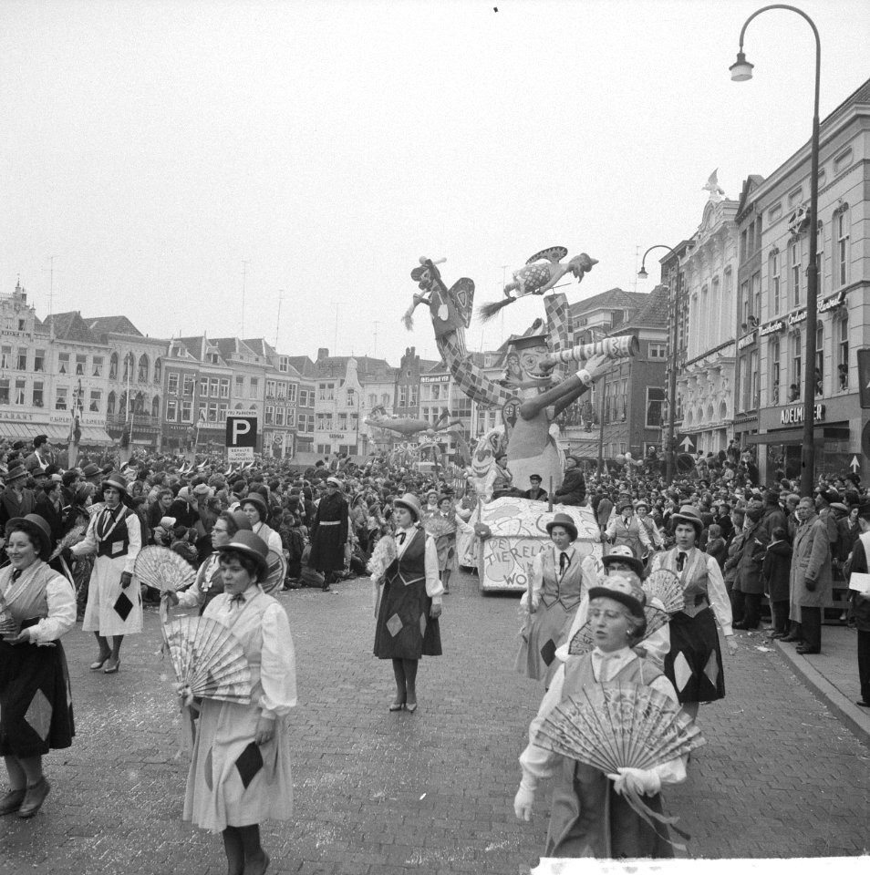 Carnavalsoptocht in Den Bosch, Bestanddeelnr 912-0911