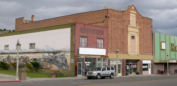 Capital Theater (Ely) from SW 1