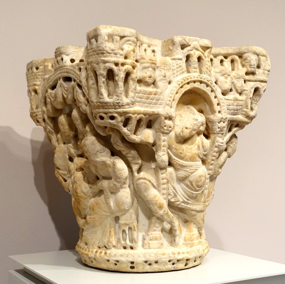 Capital with Four Scenes from the Story of Samson, artist unknown, France, from the cloister of Notre-Dame des Doms, Avignon, 1150-1175, marble - Fogg Art Museum, Harvard University - DSC00964