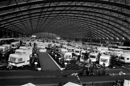Caravans, Bestanddeelnr 930-5743