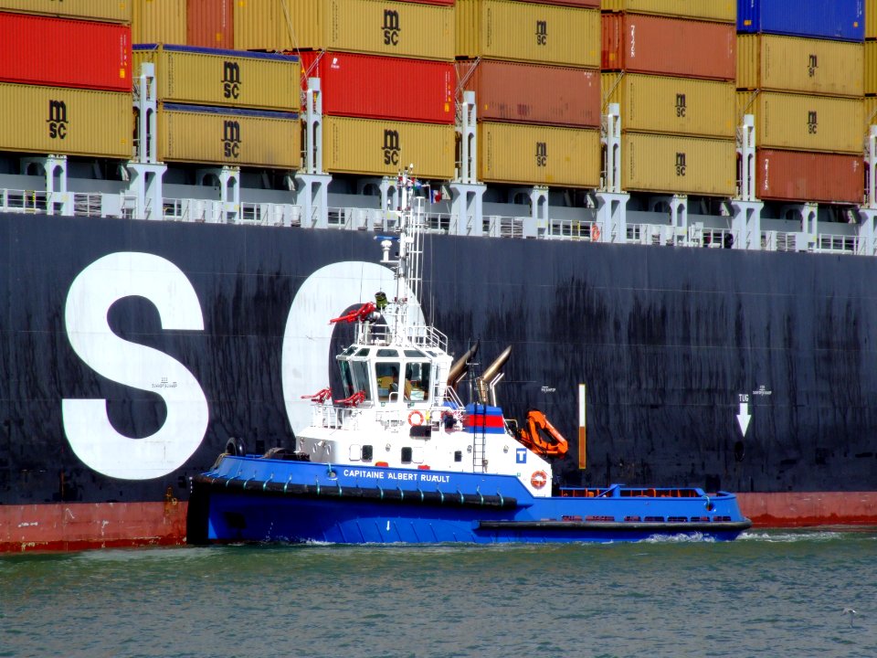 Capitaine Albert Ruault IMO 9398814 p2 Port of Rotterdam, Holland 29-Jul-2007