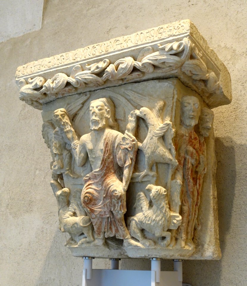 Capital, Abbey of Santa Maria de Labanza, Palencia, Spain, Christ in Majesty Exhibiting His Wounds, c. 1185-1190 AD, limestone - Fogg Art Museum, Harvard University - DSC00661