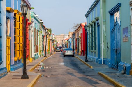 Carabobo Street in Maracaibo photo