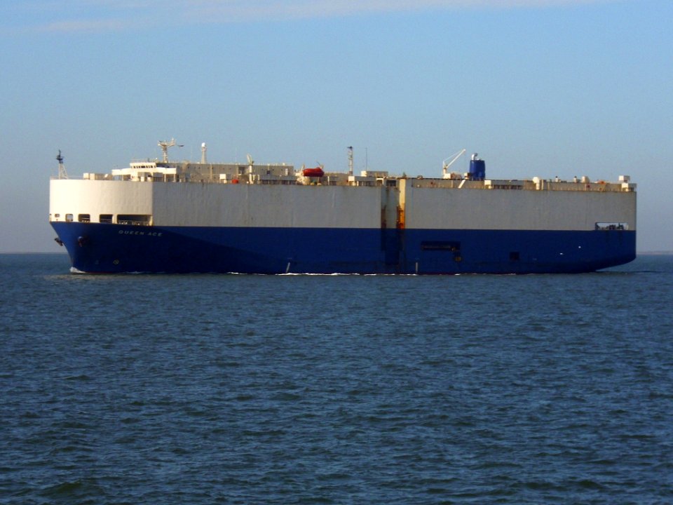 Car carrier Queen Ace