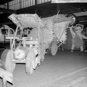 Caravan Rai 1965 , een caravan zoals onze voorouders gebruikte, Bestanddeelnr 917-3791