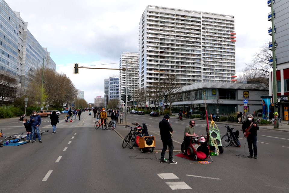 Car free Leipziger Straße protest Berlin 2021-04-25 22