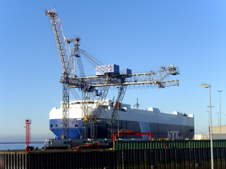 Car carrier Hercules Leader