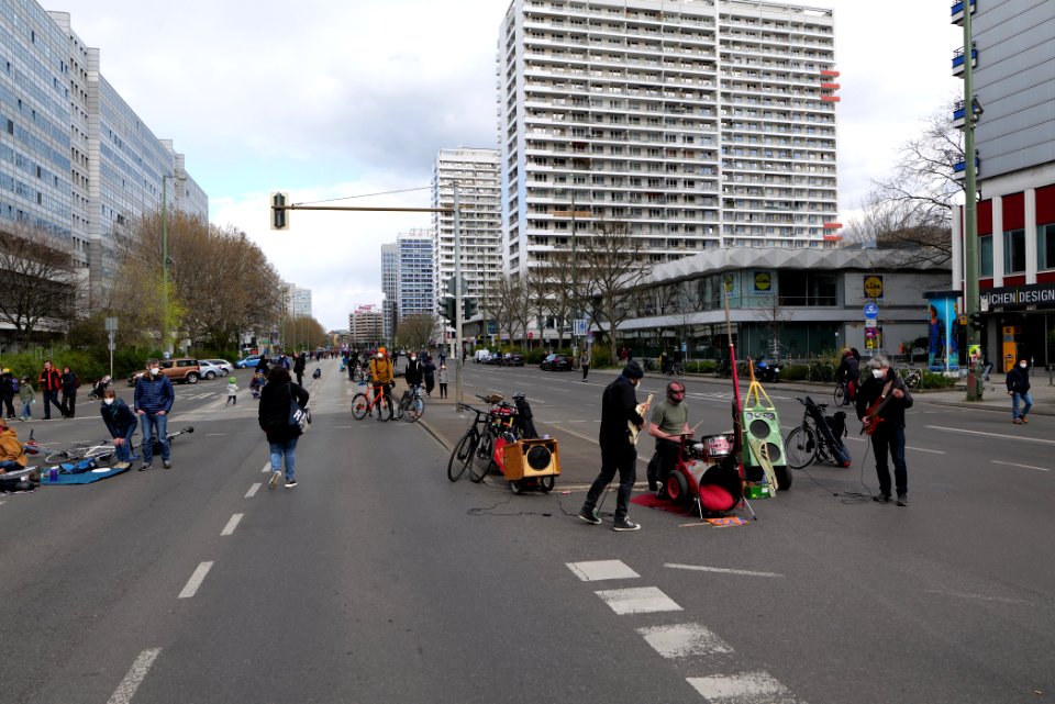 Car free Leipziger Straße protest Berlin 2021-04-25 21