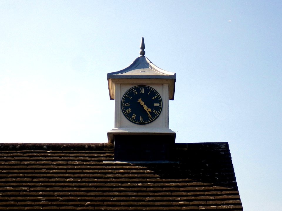 Clock, Sweet Briar, 9 Hazelwood Close, Bexhill