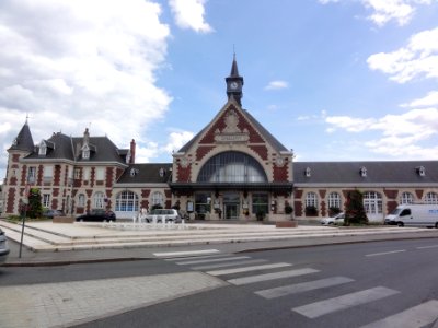 Chauny (Aisne) la gare (02)