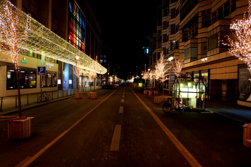 Car free Friedrichstraße at night 2021-01-17 10