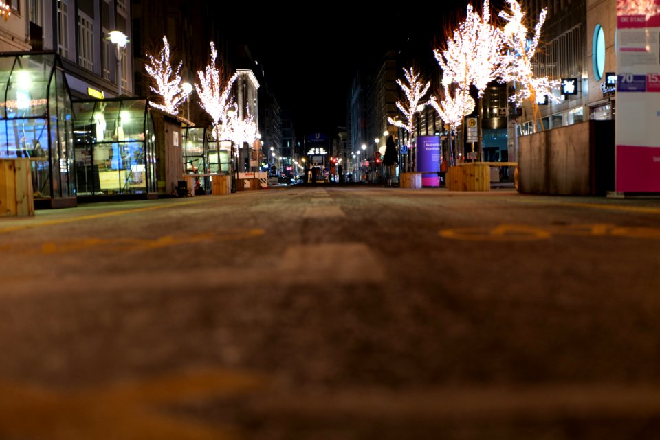 Car free Friedrichstraße at night 2021-01-17 02