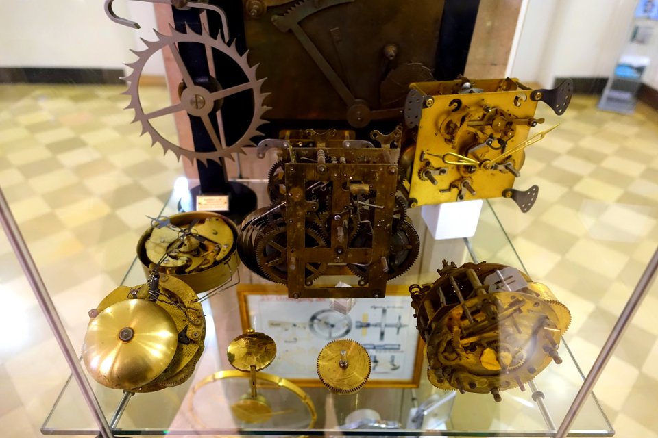 Clockworks - Karl Gebhardt Horological Collection - Gewerbemuseum - Nuremberg, Germany - DSC01852