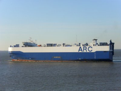 Car carrier Integrity 2011-10-15 (1)