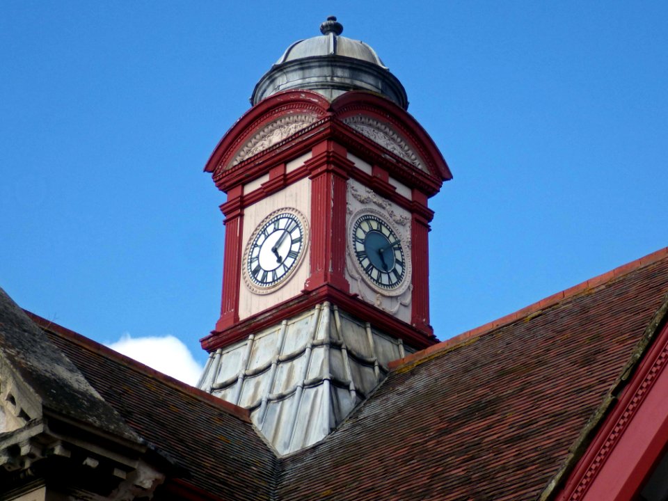 Clock, West Station, 16 Terminus Road, Bexhill