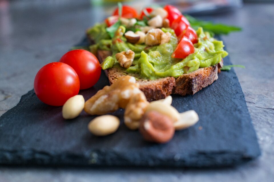 Avocado tomatoes healthy
