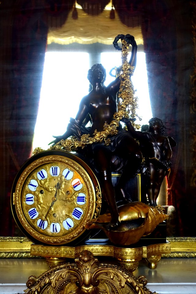Clock, maker unknown, France, 1700-1725 - Waddesdon Manor - Buckinghamshire, England - DSC07652