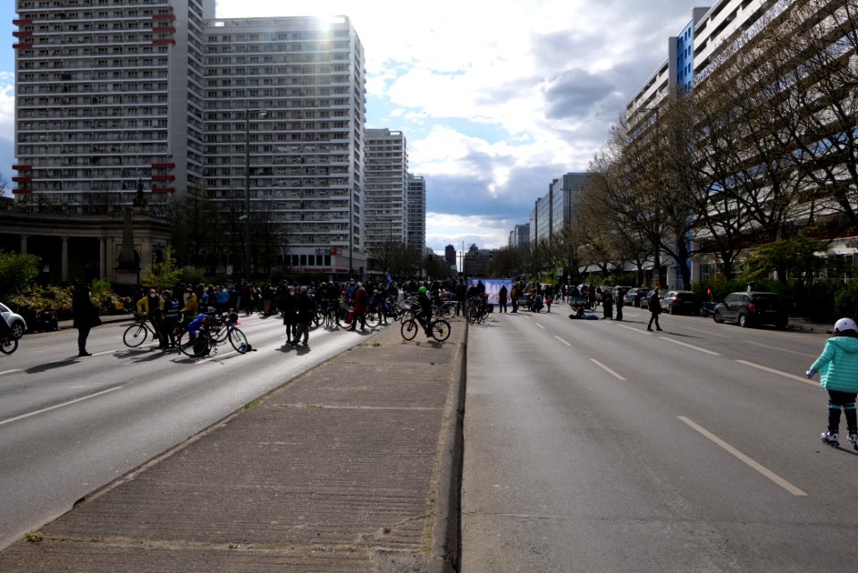 Car free Leipziger Straße protest Berlin 2021-04-25 01