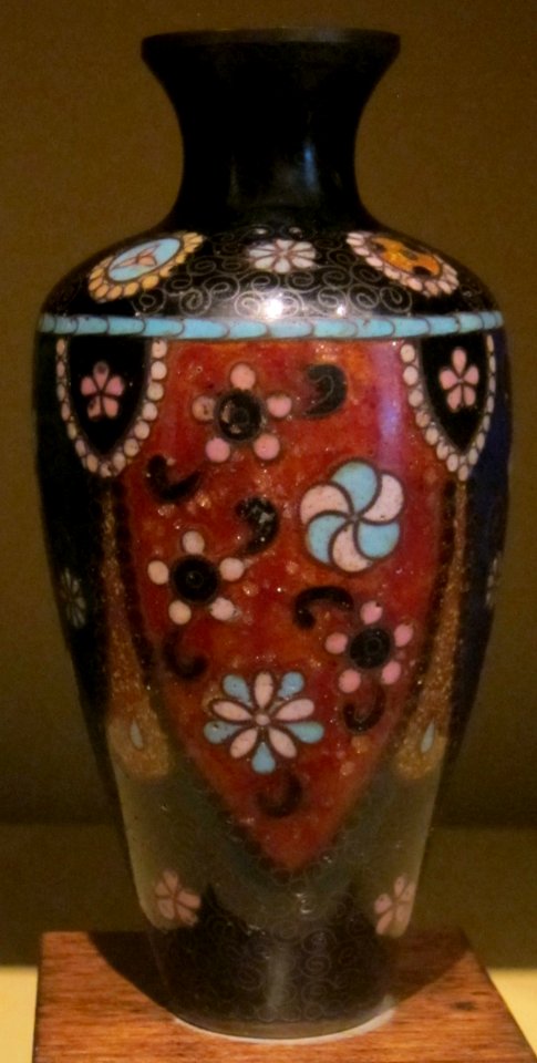 Cloisonné vase from Japan, Cincinnati Art Museum