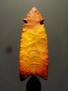 Clovis point, 11500-9000 BC, Sevier County, Utah, chert - Natural History Museum of Utah - DSC07376