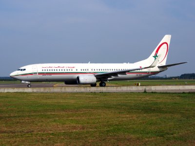 CN-ROE Royal Air Maroc Boeing 737-8B6(WL) - cn 33063 taxiing, 25august2013 pic-007