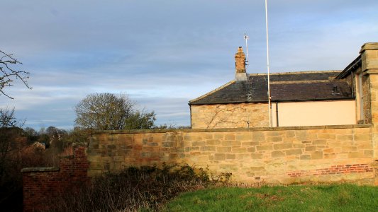 Coach House And Stable To Rear Of Number 5