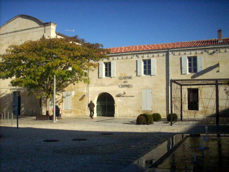 Cloitre des carmes jonzac