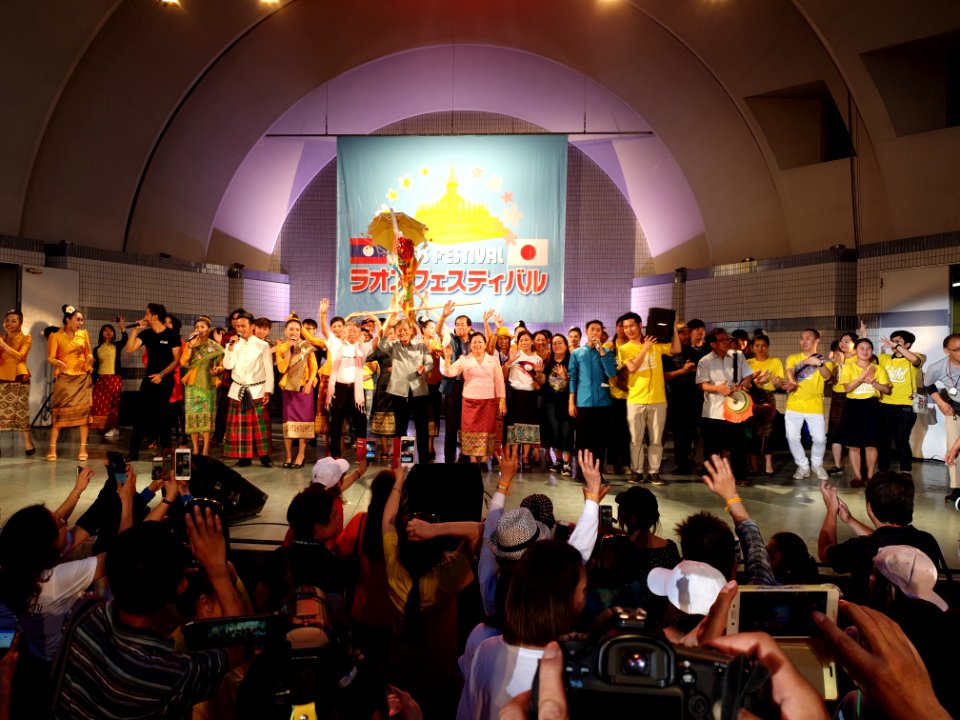 Climax of Laos festival in Yoyogi2019-06-03 19-41-23