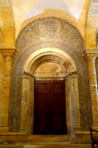 Cloister doorway - Sé Velha - Coimbra, Portugal - DSC09818