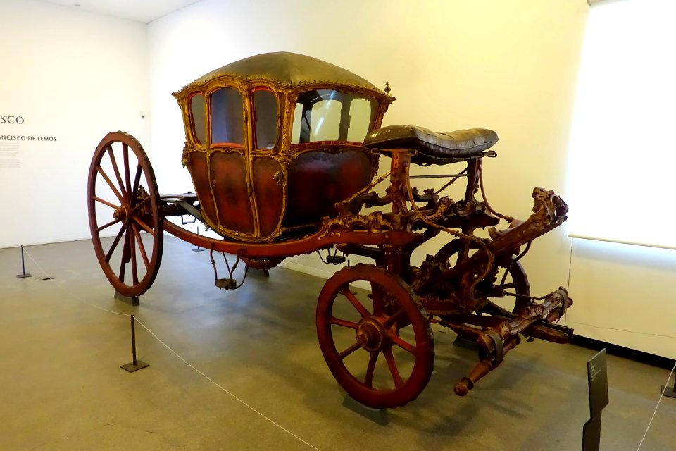 Coach (berline) of Dom Francisco de Lemos - Museu Nacional de Machado de Castro - Coimbra, Portugal - DSC00310