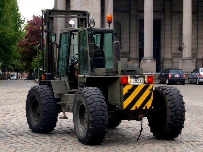 CLIMAX Forklift of the Belgian Army, licence registration 28232