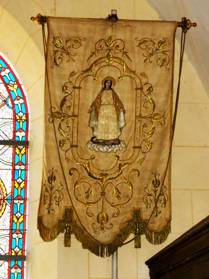 Cliponville (Seine-Mar.) église, bannière de procession 2