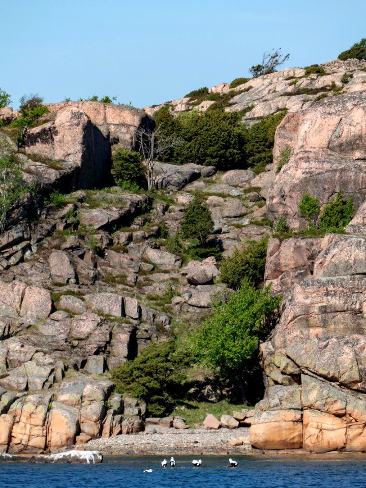 Cliffs on the south east part of Ryxö 1
