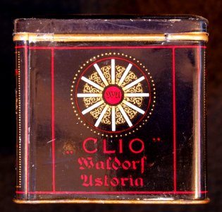 Clio cigaretets tin, back