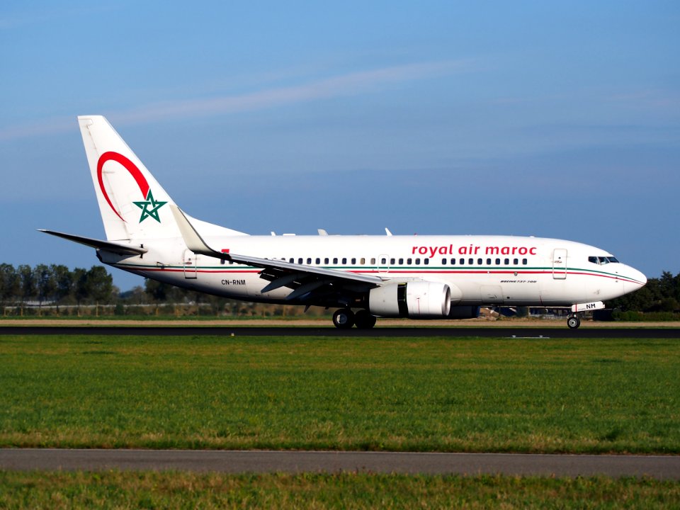 CN-RMN Royal Air Maroc Boeing 737-2B6C(A) landing at Schiphol pic3