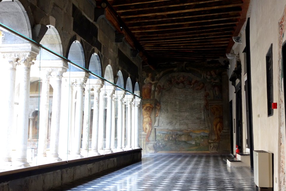 Cloister gallery of the Museo Diocesano (Genoa) - DSC01613