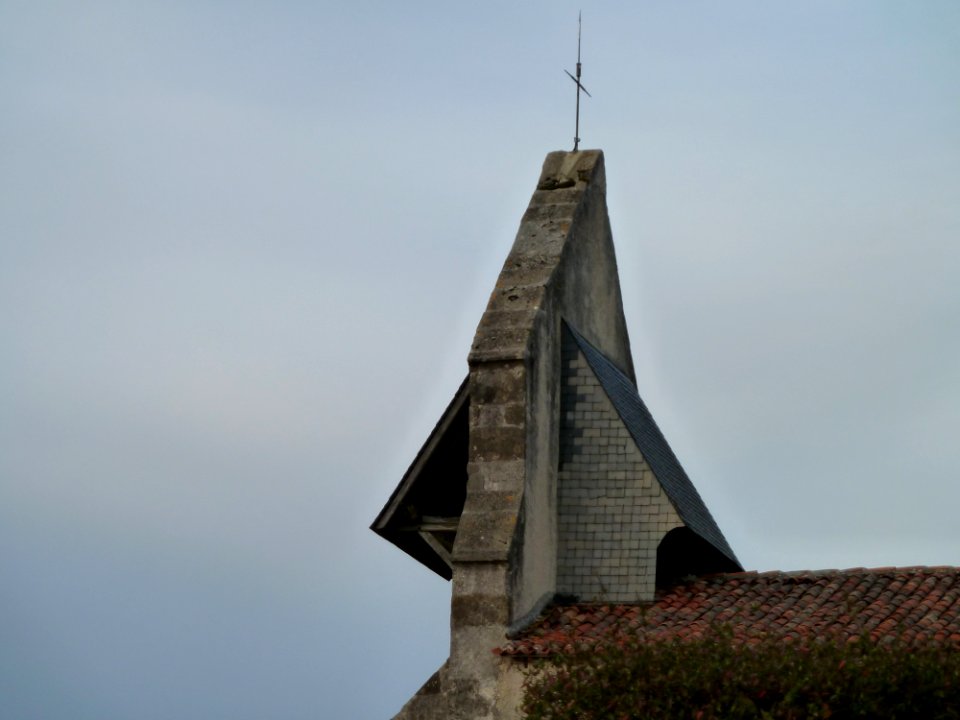 Clocher de l'église de Fichous-Riumayou